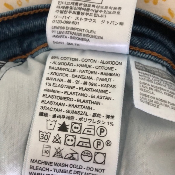 Levi’s Ribcage Straight Jeans - Picture 5 of 6